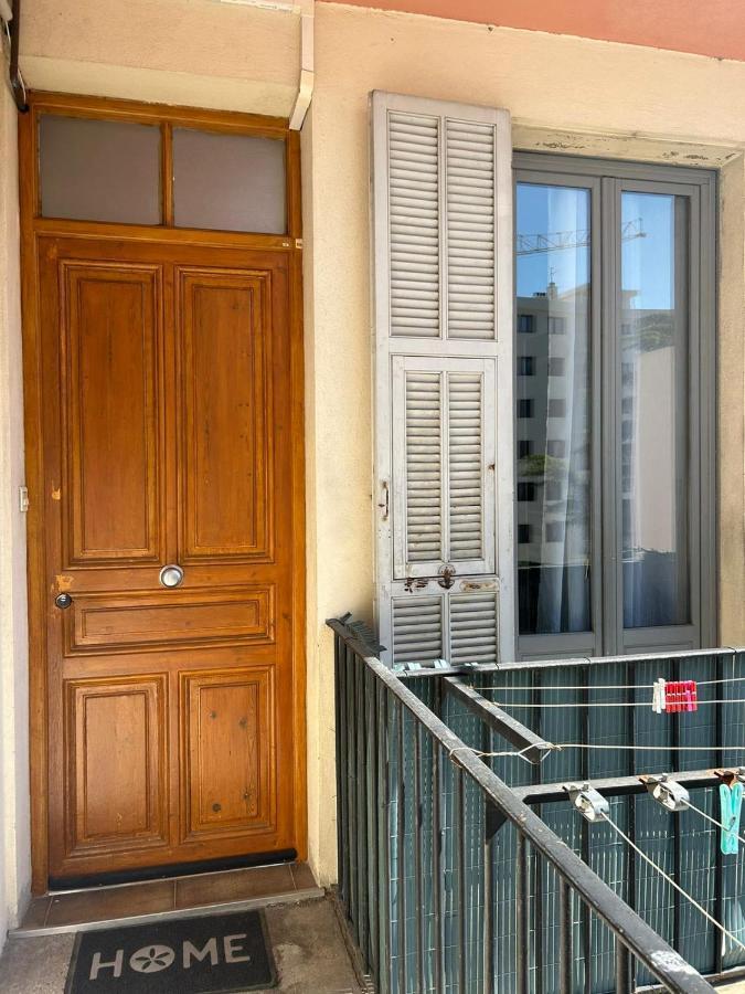 Nice - Appartement T3 Renove De 50 M2 Classe 2 Etoiles Luaran gambar