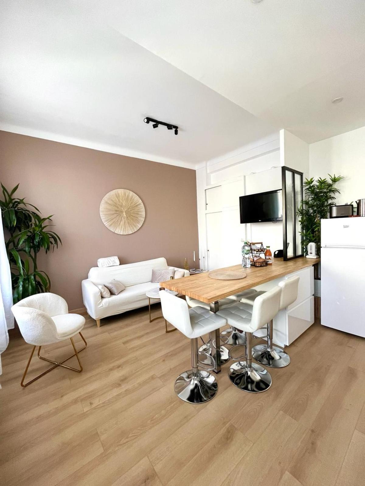Nice - Appartement T3 Renove De 50 M2 Classe 2 Etoiles Luaran gambar
